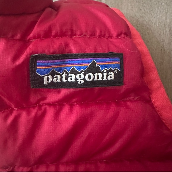 Patagonia Baby Down Sweater Vest Size 3-6 months - Picture 6 of 11